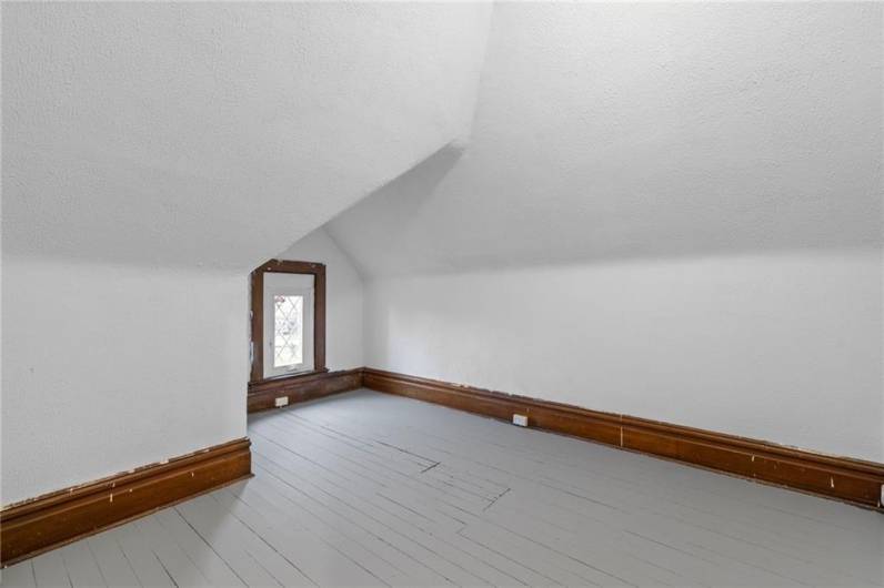 2nd attic room