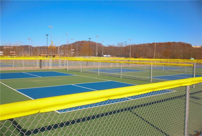 Sport courts are available as well, including these pickleball courts.