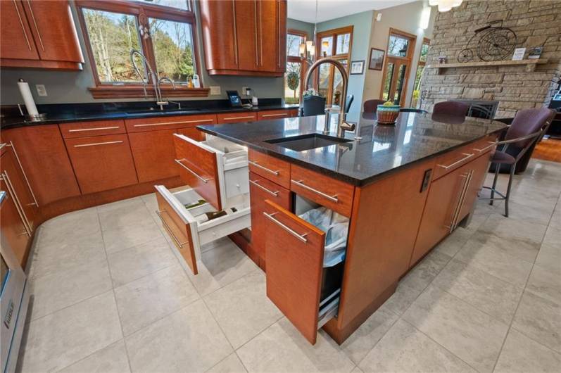 Kitchen Island has pull out refrigerator drawers for drinks or wine!