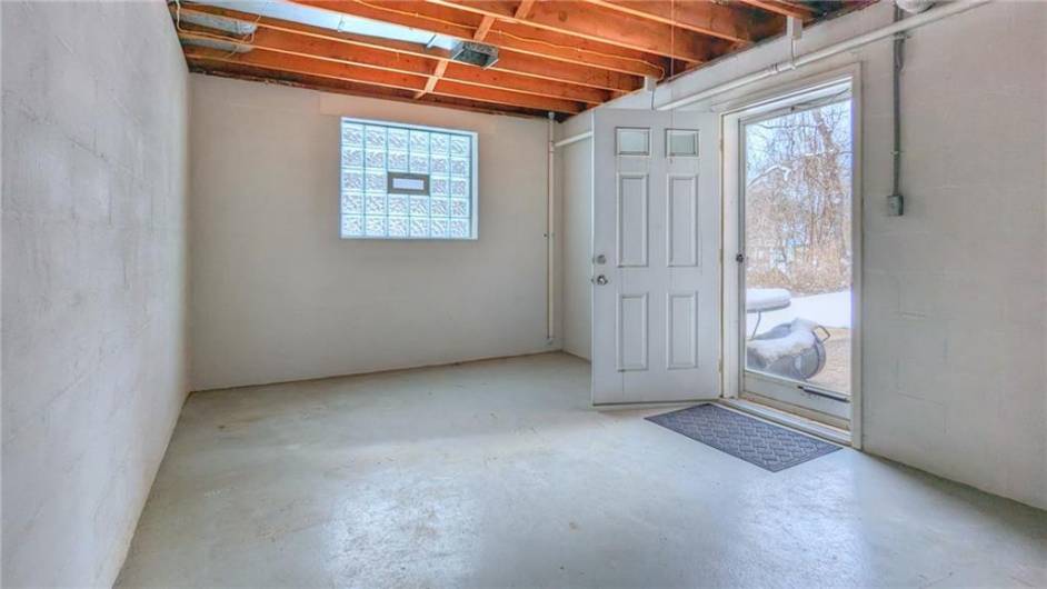 Spotless basement walk out to patio