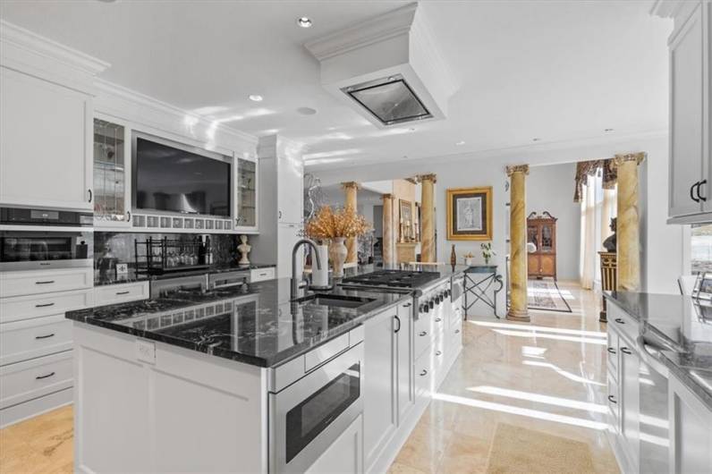 Gorgeous Renovated Kitchen