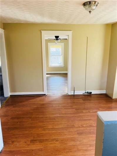 dining room/kitchen