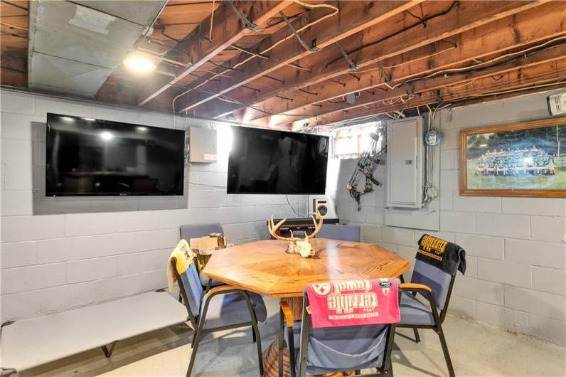 Plenty of storage space in this basement!
