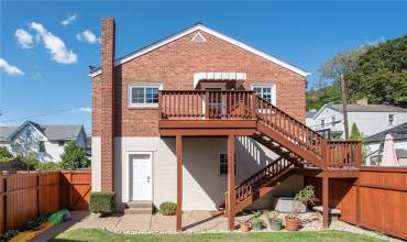 713 Nevin Ave, Sewickley, PA 15143, 2 Bedrooms Bedrooms, ,1 BathroomBathrooms,Lease,For Sale,Nevin Ave,1650677