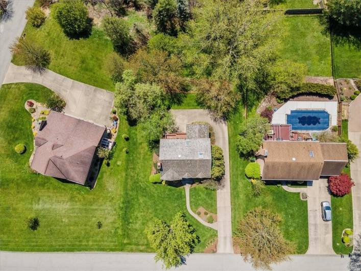 Aerial view of 112 Springhouse!