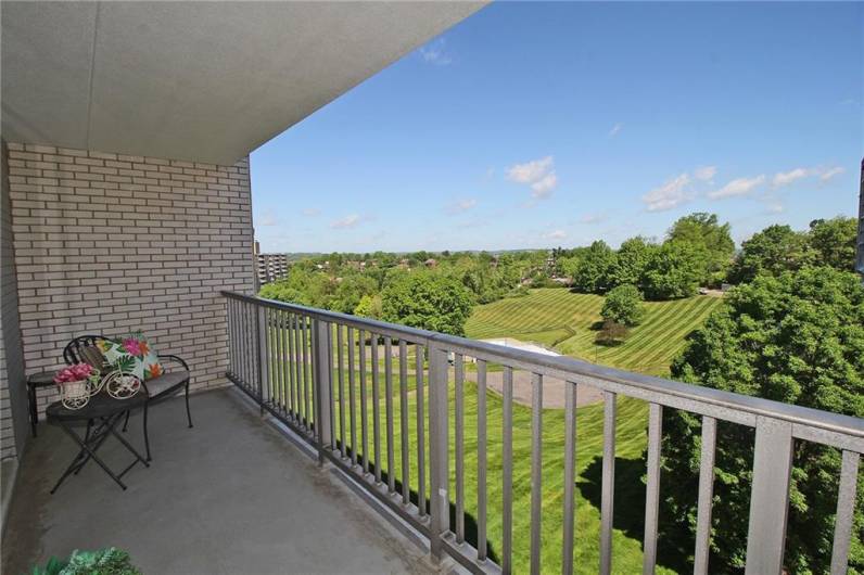 Large Balcony with View of Pool