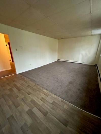 Front Right Vacant Unit B