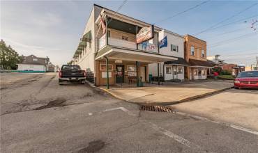 520 BROAD AVE, BELLE VERNON, PA 15012, ,Commercial-industrial-business,For Sale,BROAD AVE,1654144