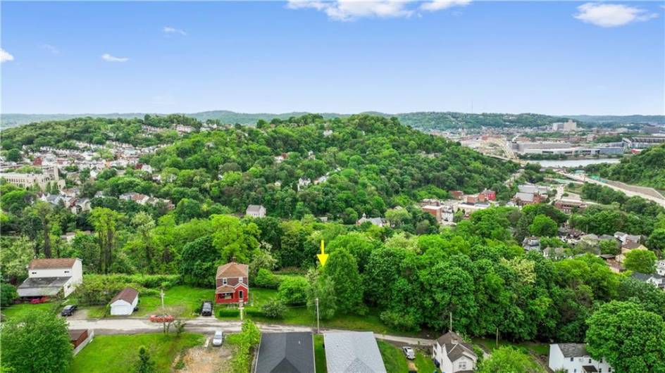 BUILD YOUR DREAM HOME WITH A PITTSBURGH SKYLINE VIEW!