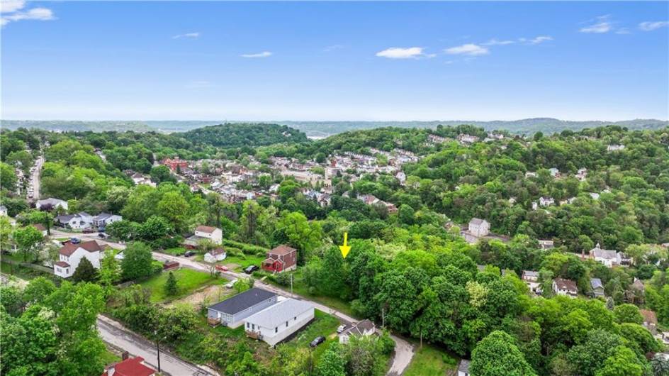 BUILD YOUR DREAM HOME WITH A PITTSBURGH SKYLINE VIEW!