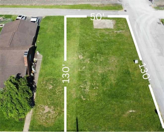Prime Location: Conveniently situated near schools, parks, and shopping, this lot is a gem waiting to be polished.