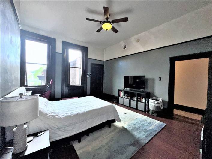 3rd floor apartment bedroom