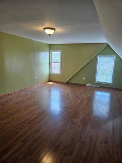 3rd floor (402 Side)