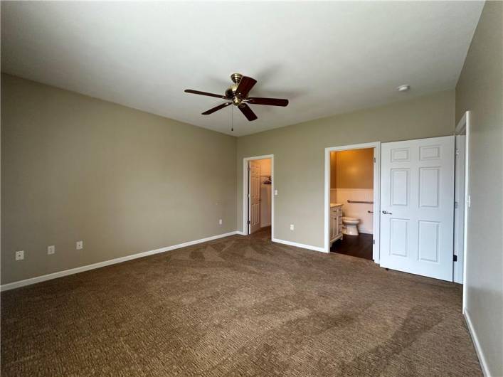 New carpet, ceiling fan, large walk-in closet and private full bath!