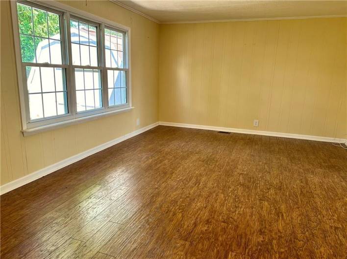 Large 17x13 Living Room