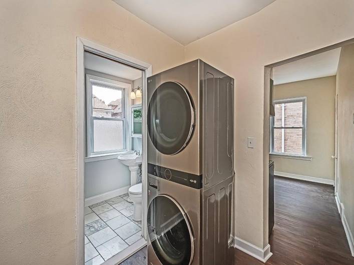 Washer/Dryer in unit