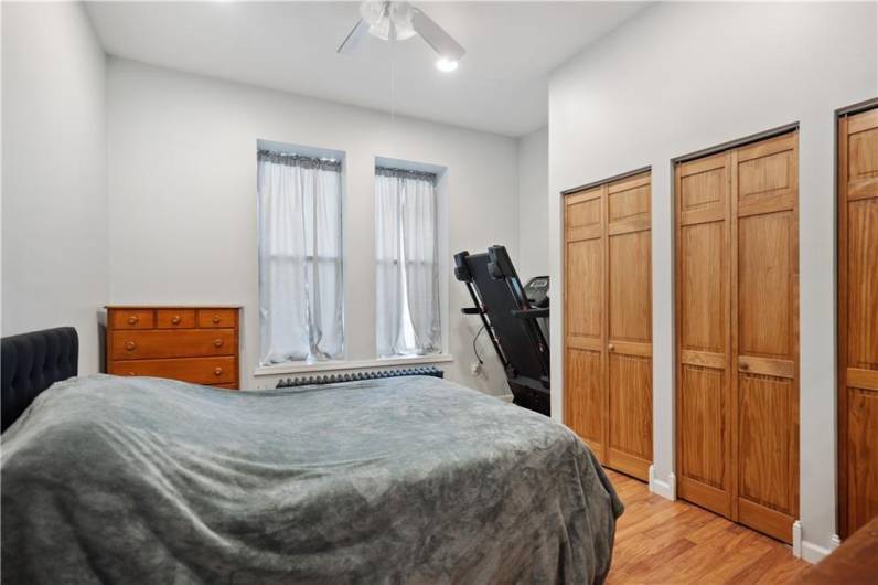 Big bedroom w/ lots of closet space...