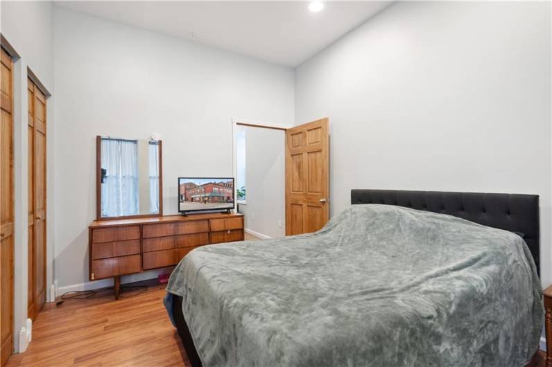 Room for any size bed!!