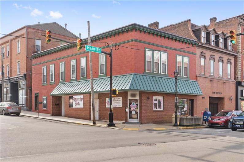 Welcome to 202 W Main Street in the heart of Monongahela