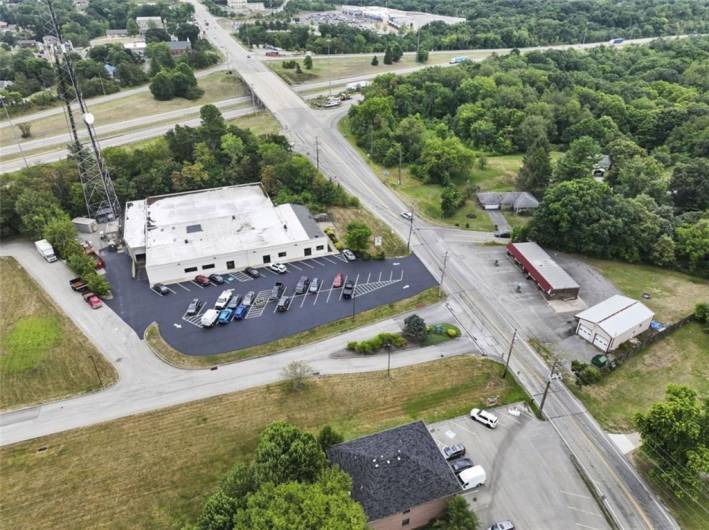 EASY ACCESS right off of I-376