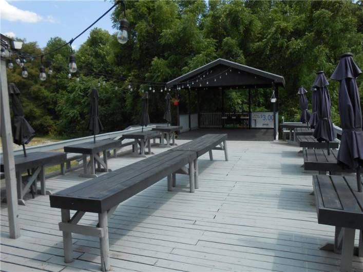 Deck & Stage