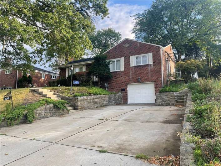 60 Windvale Dr, Pittsburgh, PA 15236, 3 Bedrooms Bedrooms, 7 Rooms Rooms,2 BathroomsBathrooms,Residential,For Sale,Windvale Dr,1665077