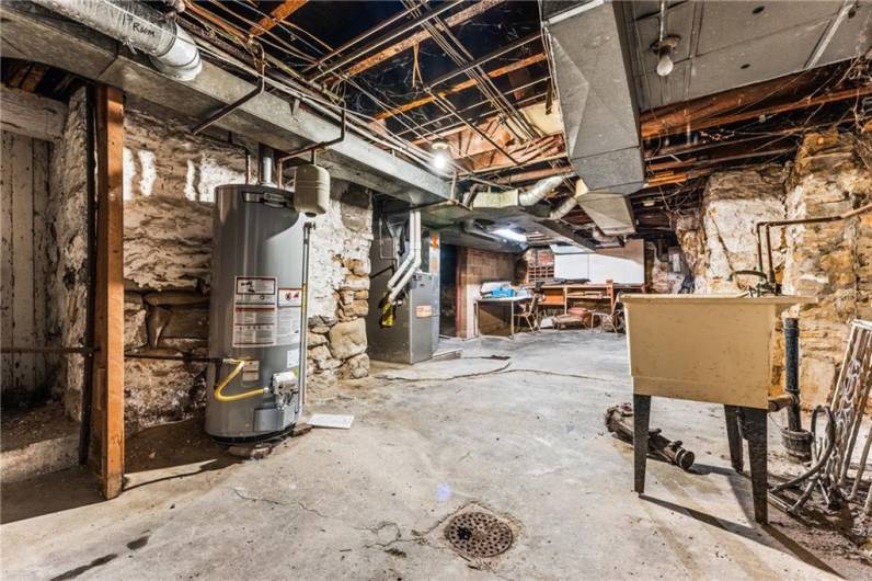 35 Balph Ave, Pittsburgh, PA 15202, ,Commercial-industrial-business,For Sale,Balph Ave,1666215