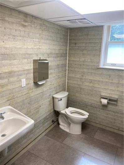 690 3rd St, Beaver, PA 15009, ,Commercial-industrial-business,For Sale,3rd St,1666199
