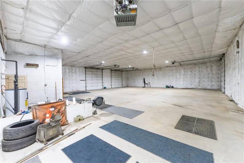 3040 Freeport Rd, Natrona Heights, PA 15065, ,Commercial-industrial-business,For Sale,Freeport Rd,1666770