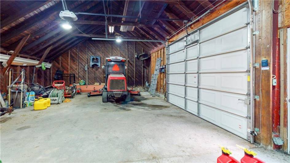 1490 Olde Stable Lane, Moon Township, PA 15108, 3 Bedrooms Bedrooms, 12 Rooms Rooms,4.1 BathroomsBathrooms,Residential,For Sale,Olde Stable Lane,1666818