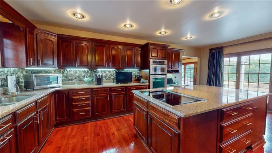 1490 Olde Stable Lane, Moon Township, PA 15108, 3 Bedrooms Bedrooms, 12 Rooms Rooms,4.1 BathroomsBathrooms,Residential,For Sale,Olde Stable Lane,1666818