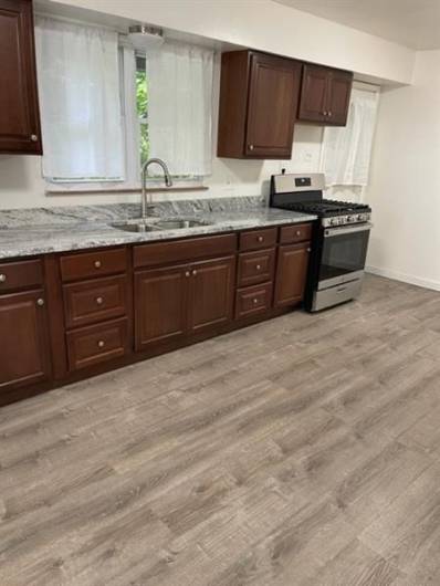 1356 Pointview Street, Pittsburgh, PA 15206, 2 Bedrooms Bedrooms, ,1 BathroomBathrooms,Residential,For Sale,Pointview Street,1666839