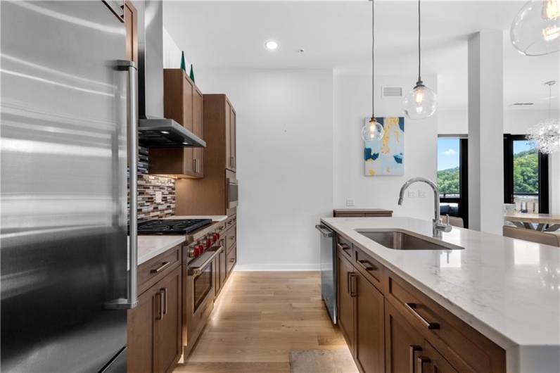 2545 Penn Ave, Pittsburgh, PA 15222, 2 Bedrooms Bedrooms, ,2.1 BathroomsBathrooms,Residential,For Sale,Penn Ave,1666841