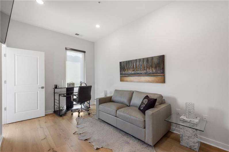 2545 Penn Ave, Pittsburgh, PA 15222, 2 Bedrooms Bedrooms, ,2.1 BathroomsBathrooms,Residential,For Sale,Penn Ave,1666841