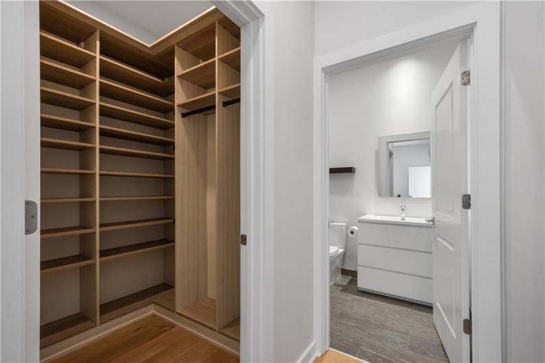 2545 Penn Ave, Pittsburgh, PA 15222, 2 Bedrooms Bedrooms, ,2.1 BathroomsBathrooms,Residential,For Sale,Penn Ave,1666841