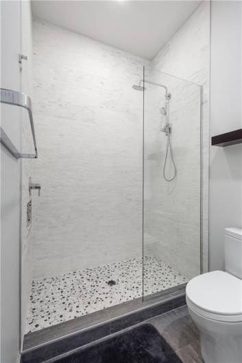 2545 Penn Ave, Pittsburgh, PA 15222, 2 Bedrooms Bedrooms, ,2.1 BathroomsBathrooms,Residential,For Sale,Penn Ave,1666841
