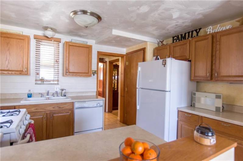 931 Liberty Street, Mc Kees Rocks, PA 15136, 4 Bedrooms Bedrooms, 8 Rooms Rooms,1.1 BathroomsBathrooms,Residential,For Sale,Liberty Street,1666882