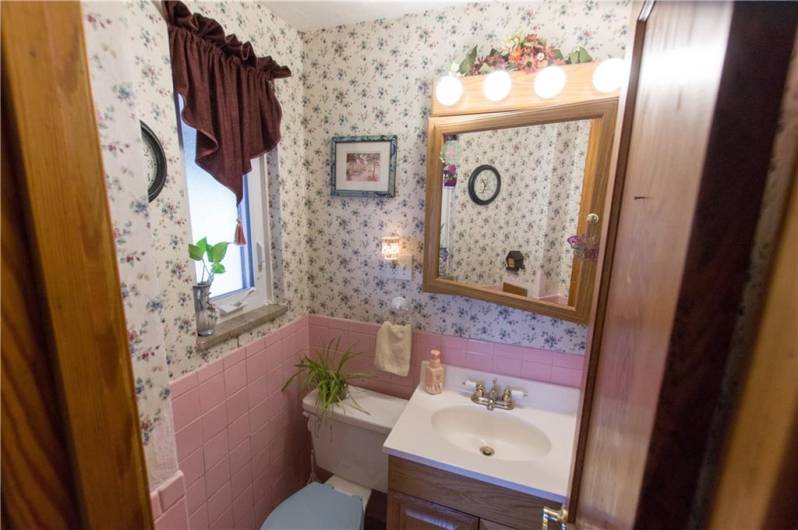 931 Liberty Street, Mc Kees Rocks, PA 15136, 4 Bedrooms Bedrooms, 8 Rooms Rooms,1.1 BathroomsBathrooms,Residential,For Sale,Liberty Street,1666882