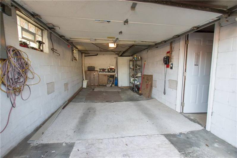 931 Liberty Street, Mc Kees Rocks, PA 15136, 4 Bedrooms Bedrooms, 8 Rooms Rooms,1.1 BathroomsBathrooms,Residential,For Sale,Liberty Street,1666882