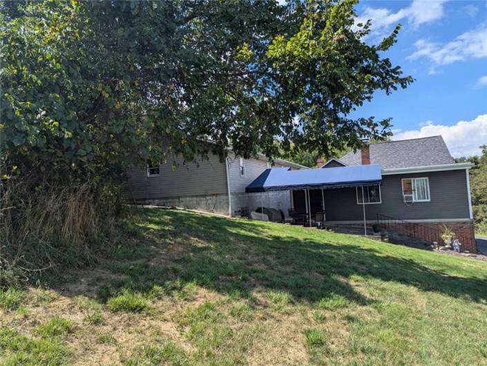 669 Tyrol Blvd, Monessen, PA 15062, 2 Bedrooms Bedrooms, ,2 BathroomsBathrooms,Residential,For Sale,Tyrol Blvd,1667356