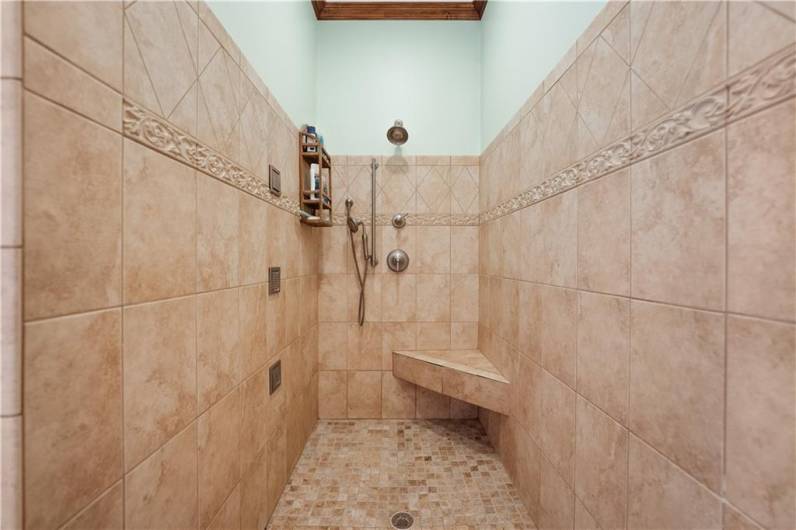 Oversized Shower is handicap accessible