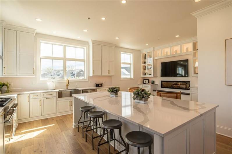 54 1st Street, Oakmont, PA 15139, 4 Bedrooms Bedrooms, ,4.1 BathroomsBathrooms,Residential,For Sale,1st Street,0,1667680