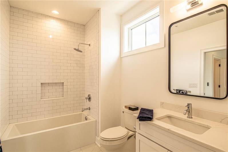 54 1st Street, Oakmont, PA 15139, 4 Bedrooms Bedrooms, ,4.1 BathroomsBathrooms,Residential,For Sale,1st Street,0,1667680