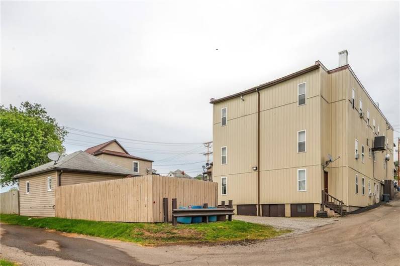 277 Gallatin Ave, Uniontown, PA 15401, ,Commercial-industrial-business,For Sale,Gallatin Ave,1667856