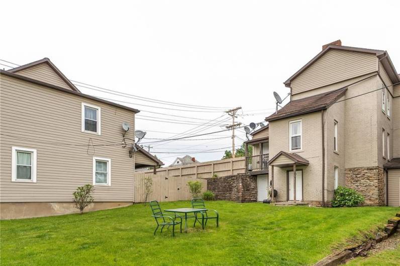 277 Gallatin Ave, Uniontown, PA 15401, ,Multi-unit,For Sale,Gallatin Ave,1667859