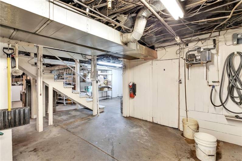 277 Gallatin Ave, Uniontown, PA 15401, ,Multi-unit,For Sale,Gallatin Ave,1667859