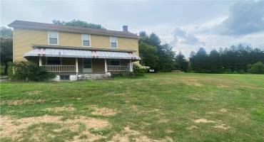 124 16th St, Connellsville, PA 15425, 3 Bedrooms Bedrooms, 6 Rooms Rooms,1.1 BathroomsBathrooms,Residential,For Sale,16th St,0,1668239