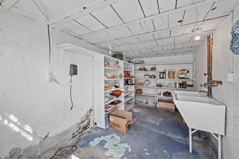 Laundry for the small house is located UNDER the house. It cannot be accessed from inside the house.
