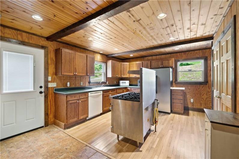386 Burkett Bridge Road, Everett, PA 15537, 2 Bedrooms Bedrooms, 9 Rooms Rooms,1 BathroomBathrooms,Residential,For Sale,Burkett Bridge Road,1667964