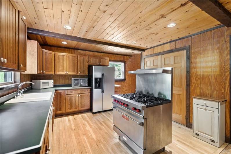 386 Burkett Bridge Road, Everett, PA 15537, 2 Bedrooms Bedrooms, 9 Rooms Rooms,1 BathroomBathrooms,Residential,For Sale,Burkett Bridge Road,1667964